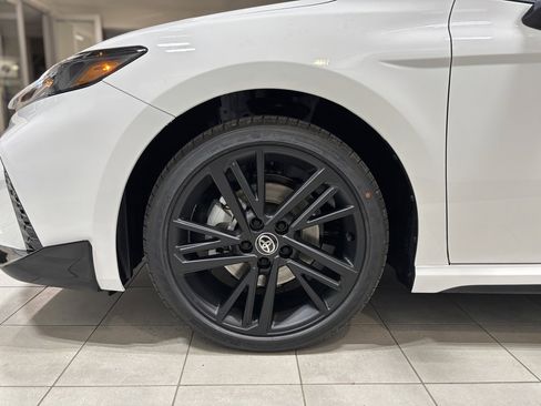 New 2026 Toyota Camry Hybrid image 7