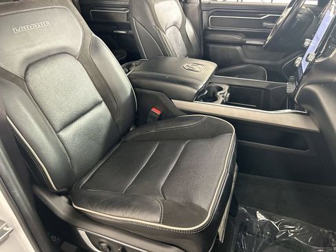 Used 2022 RAM 1500 Laramie w/ Sport Appearance Package AWD/4WD image 25