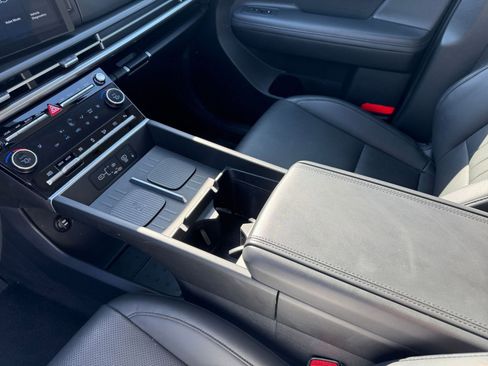 Used 2025 Hyundai Santa Fe SEL image 43