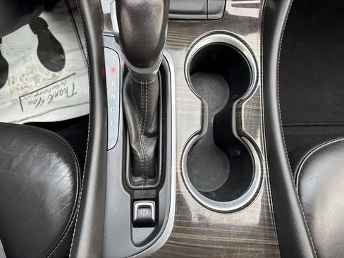 Certified 2019 Buick Envision Essence AWD/4WD image 31