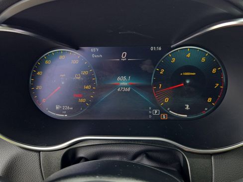 Used 2022 Mercedes-Benz GLC 300 4MATIC image 8