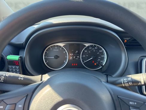 Used 2024 Nissan Kicks S image 20