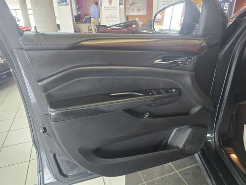 Used 2015 Cadillac SRX Luxury w/ Driver Awareness Package image 7
