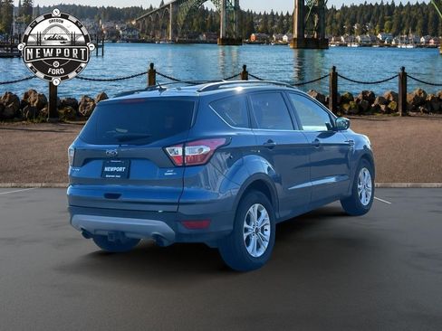 Used 2018 Ford Escape SE AWD/4WD image 9