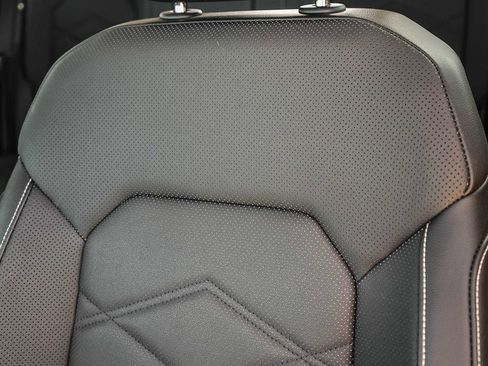 Certified 2024 Volkswagen Atlas SE image 25