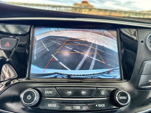Used 2018 Buick Envision Premium w/ LPO, Cargo Package AWD/4WD image 7