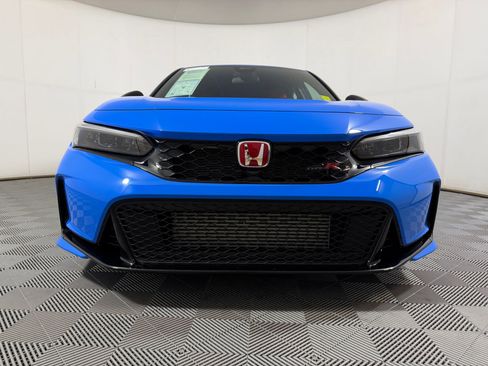Certified 2025 Honda Civic Type R image 5