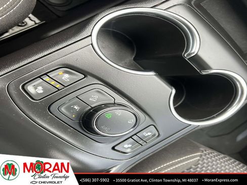 Certified 2023 GMC Terrain SLE w/ Driver Convenience Package image 27