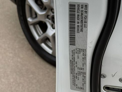 Used 2025 Jeep Compass Limited AWD/4WD image 29