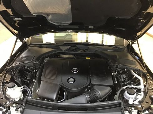 Used 2022 Mercedes-Benz C 300 4MATIC Sedan image 8