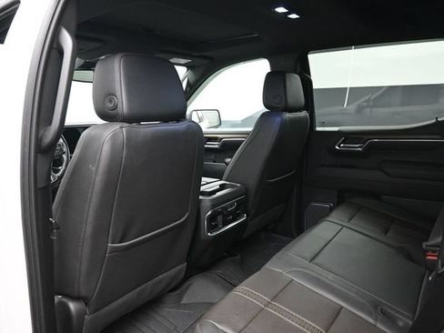 Used 2024 Chevrolet Silverado 1500 High Country w/ Z71 Off-Road Package AWD/4WD image 21