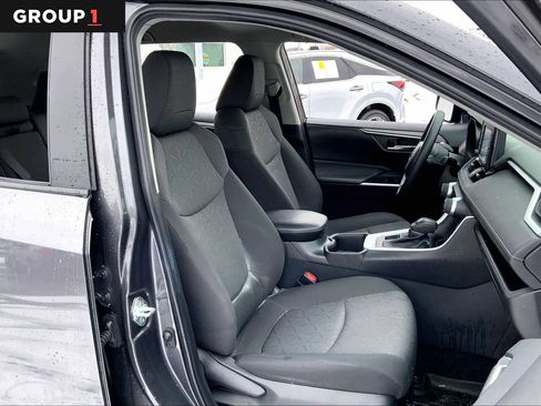 Certified 2022 Toyota RAV4 XLE image 15