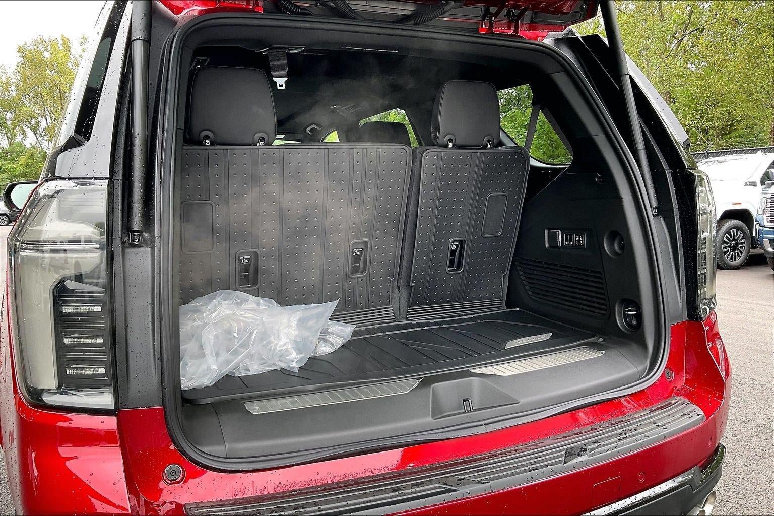 New 2026 Chevrolet Tahoe RST w/ RST Capability Package AWD/4WD image 5