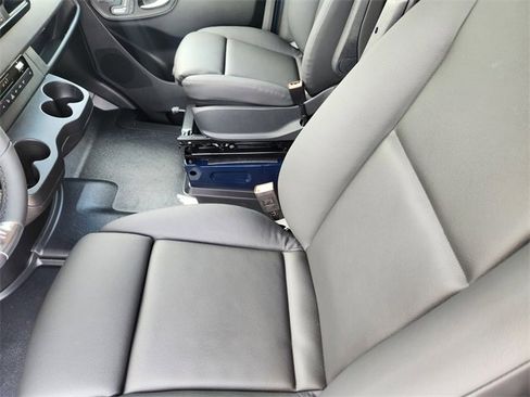 New 2025 Mercedes-Benz Sprinter 2500 image 8