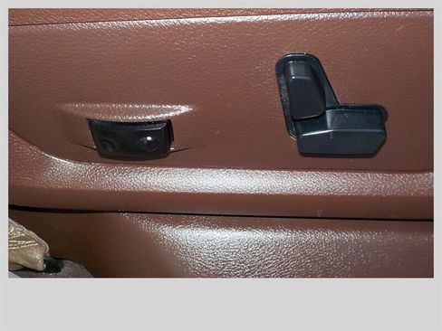 Used 2018 RAM 2500 Longhorn w/ Longhorn Southfork Package AWD/4WD image 32