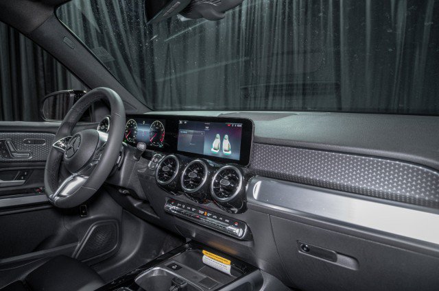 Certified 2026 Mercedes-Benz GLB 250 image 14