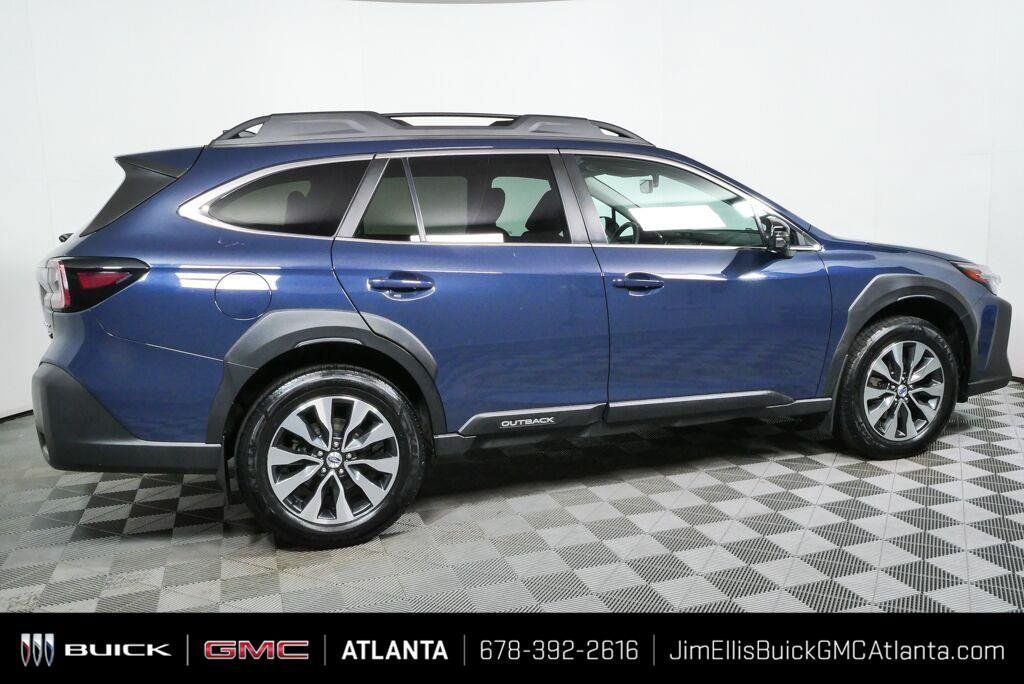 Used 2023 Subaru Outback Limited XT AWD/4WD image 2