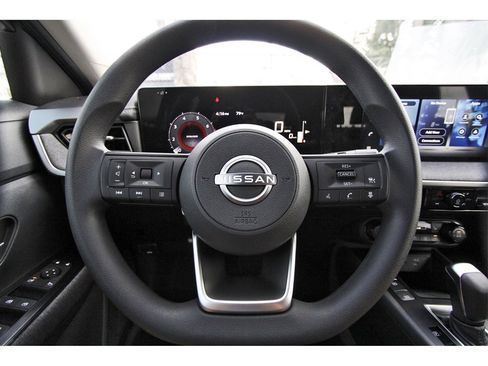 New 2026 Nissan Kicks SV w/ SV Premium Package image 13