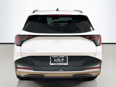 New 2026 Kia Sportage EX image 6