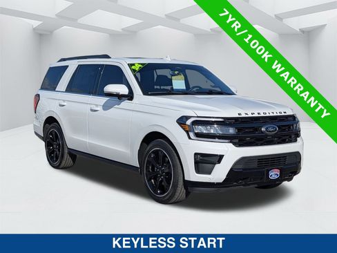 Certified 2024 Ford Expedition Limited image 2