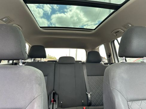 Used 2018 Volkswagen Atlas Launch Edition image 20