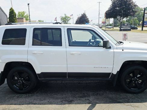 Used 2015 Jeep Patriot Limited w/ Sun/Sound Group AWD/4WD image 7