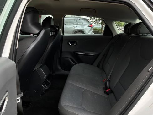Used 2025 Kia K4 FWD image 11