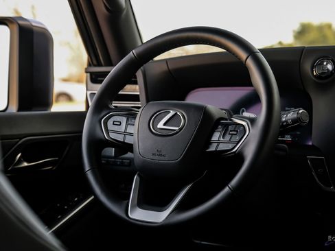 Used 2025 Lexus GX 550 550 Luxury+ HUD Traffic Jam As w/ Accessory Package (Z1) image 51