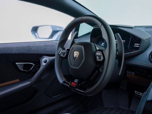 Used 2023 Lamborghini Huracan Tecnica RWD image 57