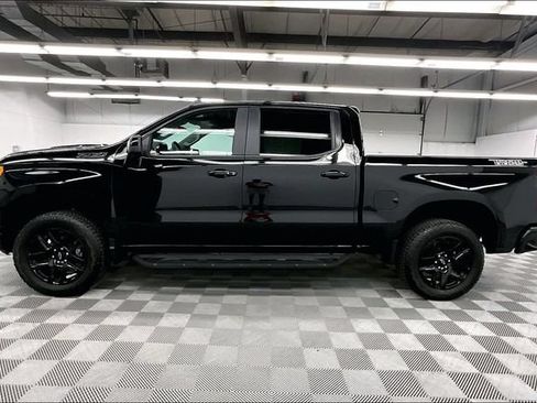 Used 2026 Chevrolet Silverado 1500 LT Trail Boss w/ LT Trail Boss Premium Package AWD/4WD image 14