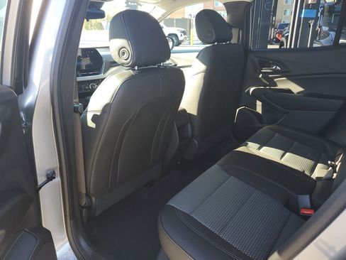 New 2026 Chevrolet Trax LT image 14