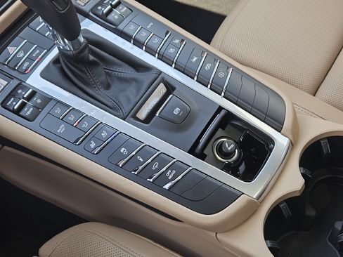Certified 2021 Porsche Macan GTS AWD/4WD image 20