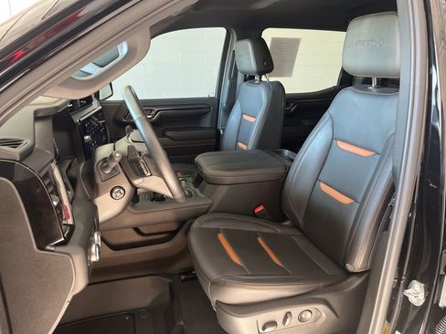 Used 2024 GMC Sierra 1500 AT4 w/ Technology Package image 15