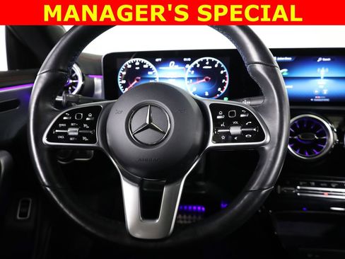 Used 2022 Mercedes-Benz CLA 250 4MATIC image 35