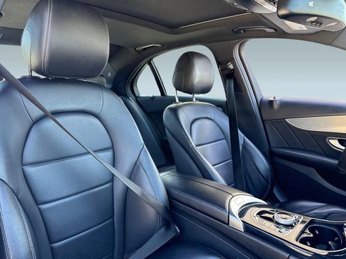 Used 2018 Mercedes-Benz C 300 Sedan image 31