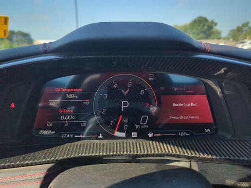 Used 2022 Chevrolet Corvette Stingray Preferred Conv w/ Z51 Performance Package RWD image 11