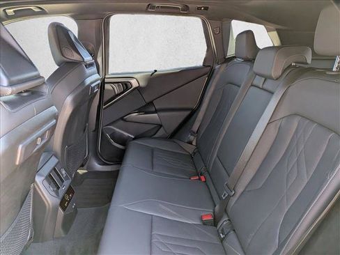 Used 2025 BMW X3 xDrive30 w/ Premium Package AWD/4WD image 19
