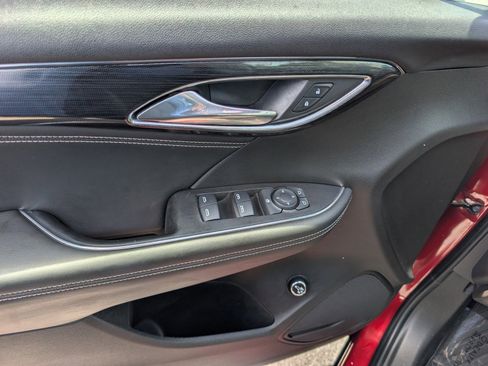 Used 2022 Buick Envision Preferred FWD image 19