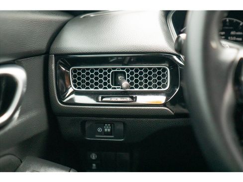 Used 2024 Honda Civic Sport image 17