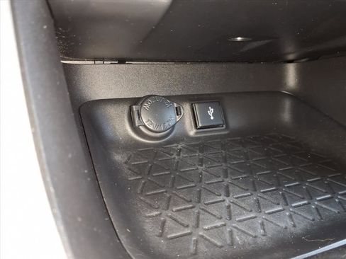 Certified 2022 Toyota RAV4 LE image 16