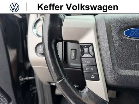 Used 2017 Ford Expedition Limited w/ Equipment Group 301A AWD/4WD image 18