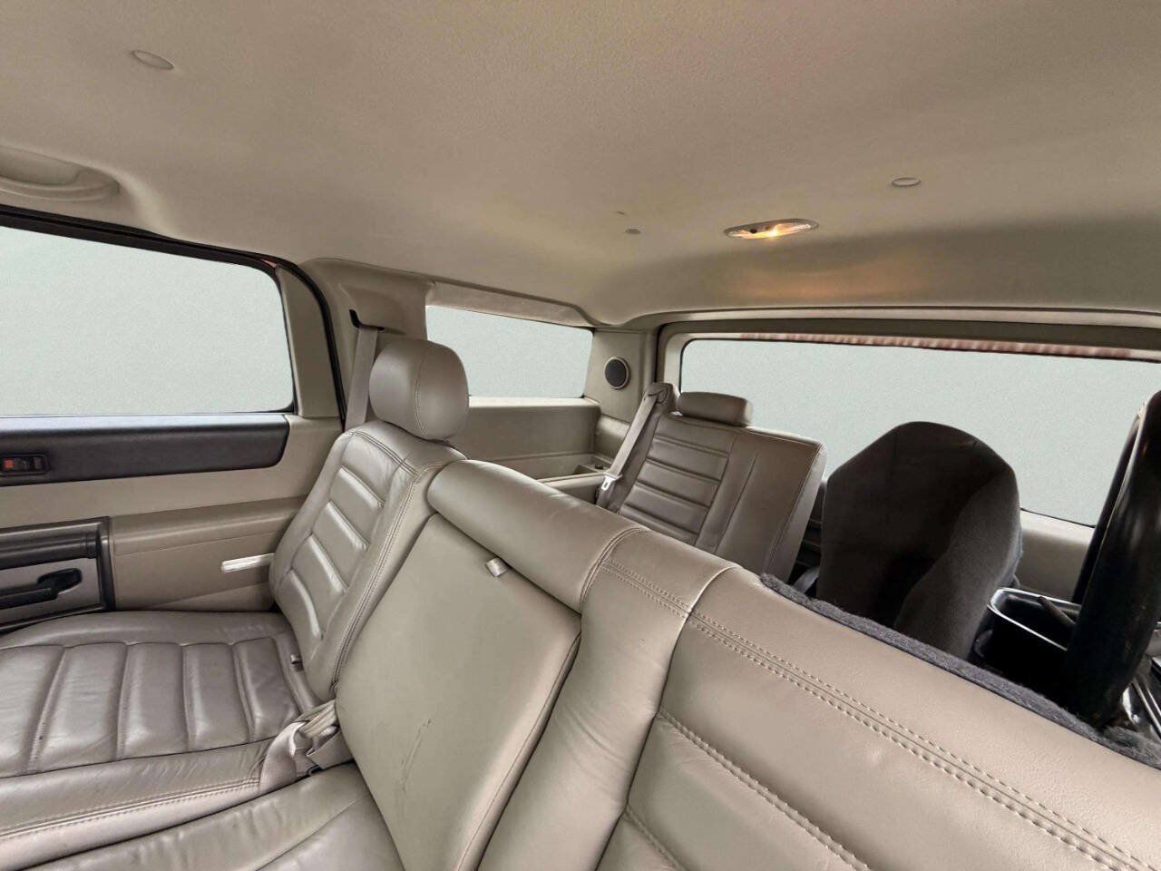 Used 2003 HUMMER H2 w/ Preferred Equipment Group AWD/4WD image 7
