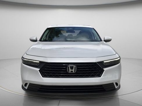 Certified 2023 Honda Accord EX image 5
