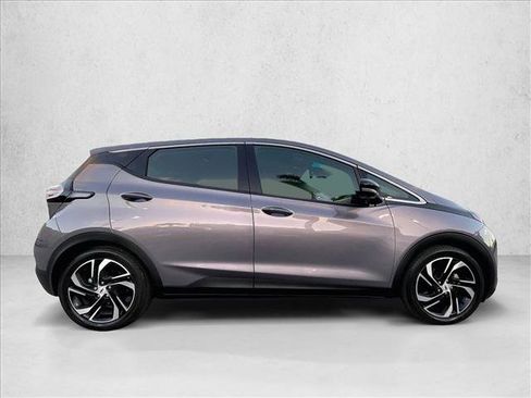 Certified 2023 Chevrolet Bolt LT w/ Infotainment Package image 5