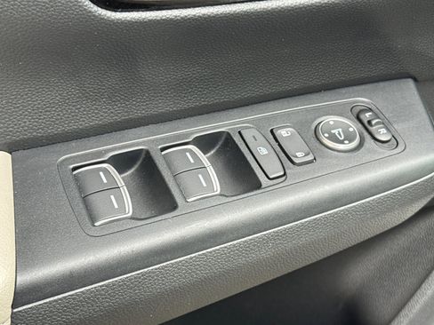 Used 2023 Honda CR-V EX-L image 14