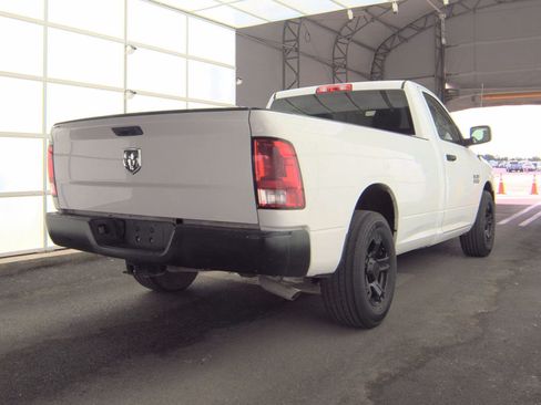 Used 2018 RAM 1500 Express RWD image 4
