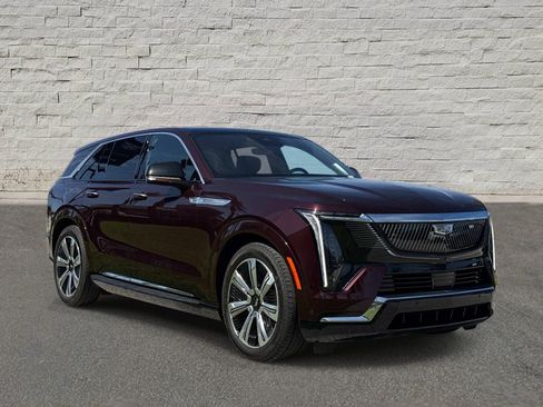 Used 2025 Cadillac Escalade IQ Luxury 2 w/ LPO, Premium Carpet Package AWD/4WD image 7
