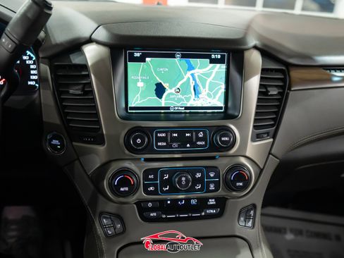 Used 2019 GMC Yukon Denali w/ Denali Ultimate Package image 31