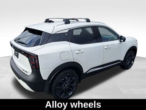 New 2026 Nissan Kicks SR w/ SR Premium Package image 11