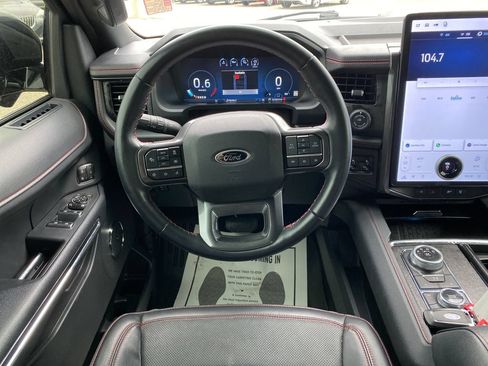 Used 2024 Ford Expedition Max Limited AWD/4WD image 15